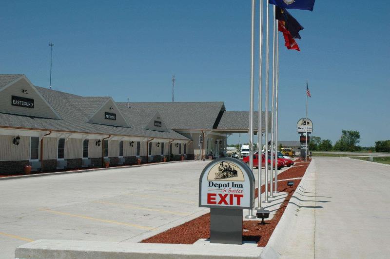 Depot Inn & Suites image