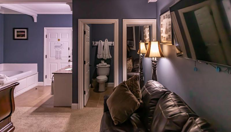 Depot Inn & Suites image