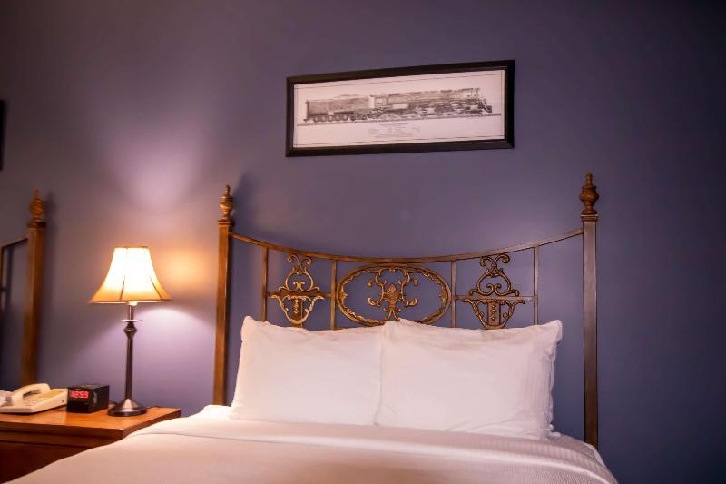 Depot Inn & Suites image
