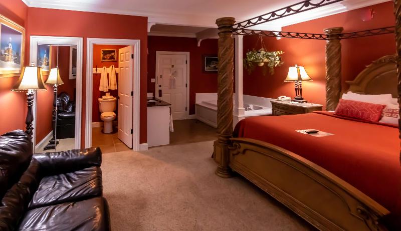 Depot Inn & Suites image