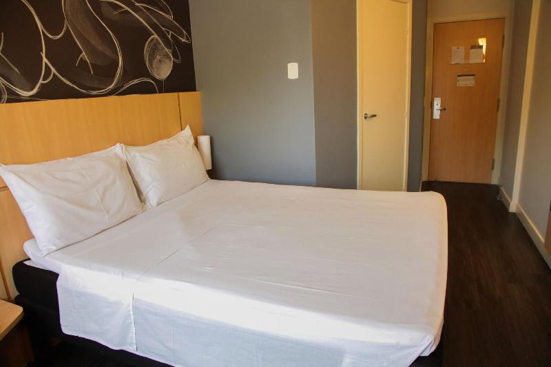 Ibis Bacabal image 8