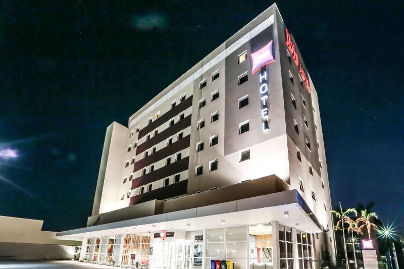 Ibis Sinop image