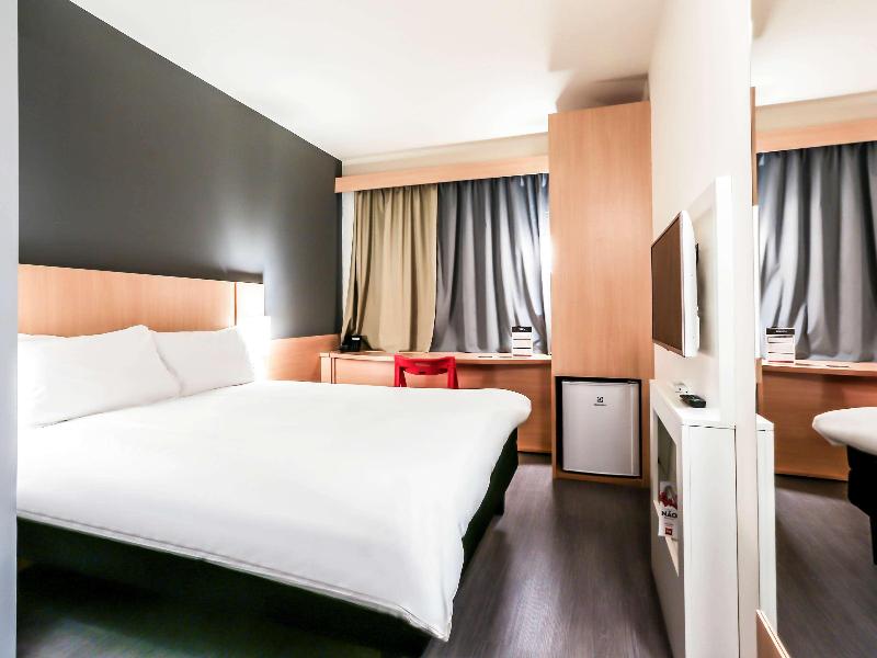 Ibis Sinop image