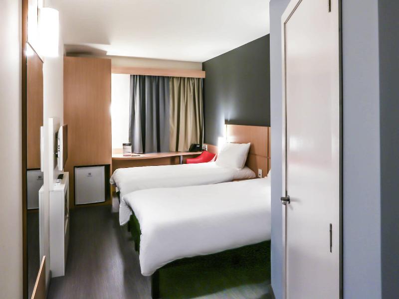 Ibis Sinop image