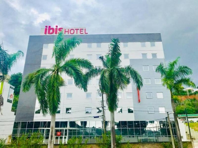 ibis Colatina