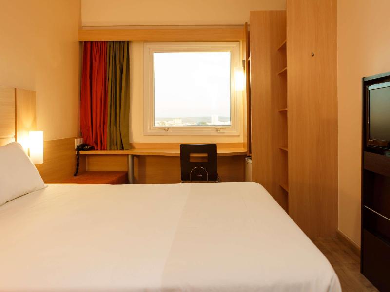 Ibis Vitoria Da Conquista image