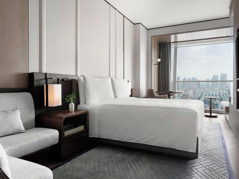 Jw Marriott Marquis Hotel Shanghai Pudong image