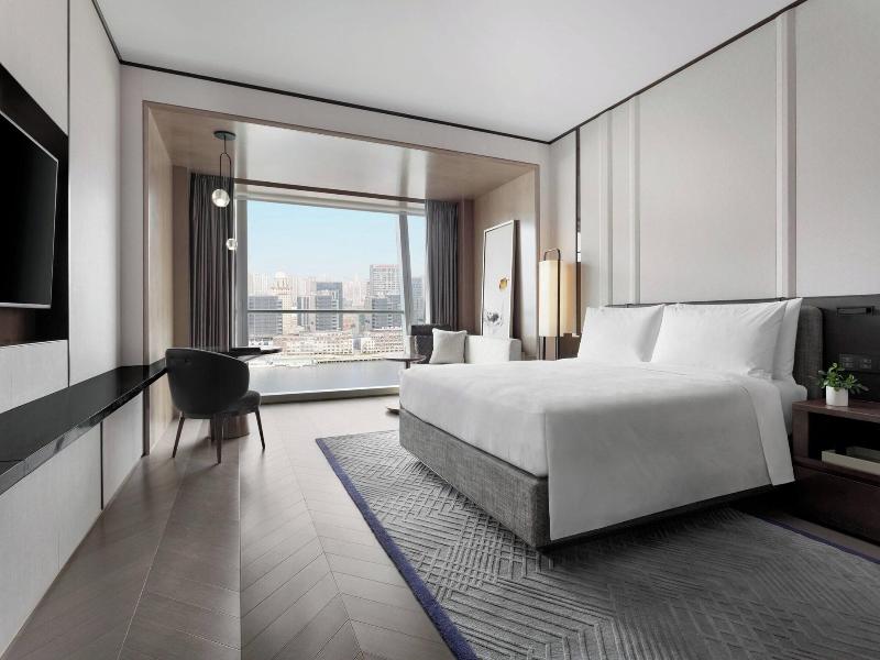 Jw Marriott Marquis Hotel Shanghai Pudong image