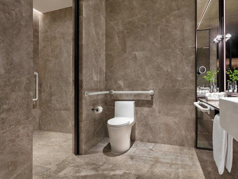 Jw Marriott Marquis Hotel Shanghai Pudong image
