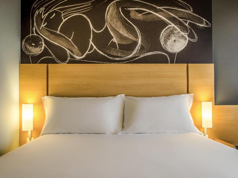 ibis Porto Alegre Assis Brasil image