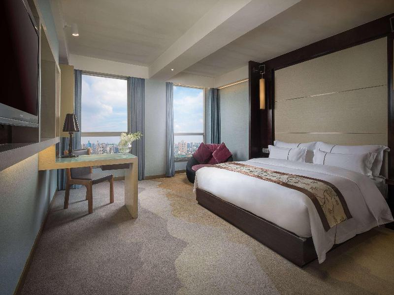 Days Hotel By Wyndham Changsha Downtown image
