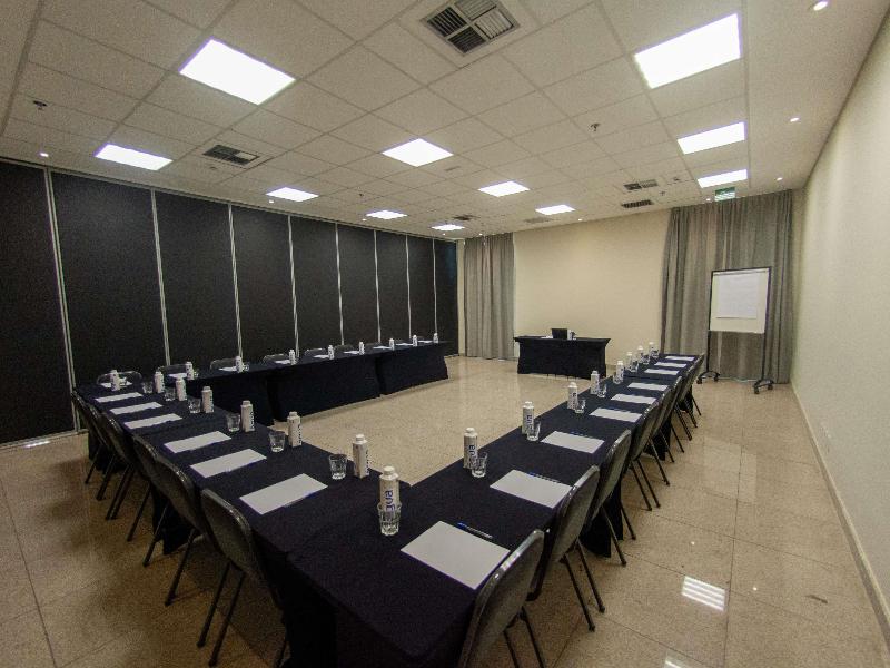 Ibis Styles Taubate image