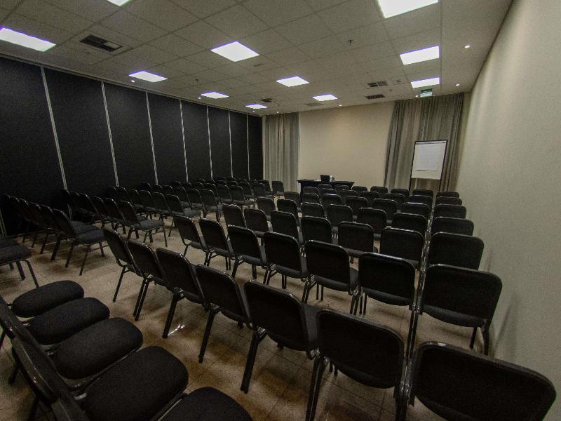 Ibis Styles Taubate image