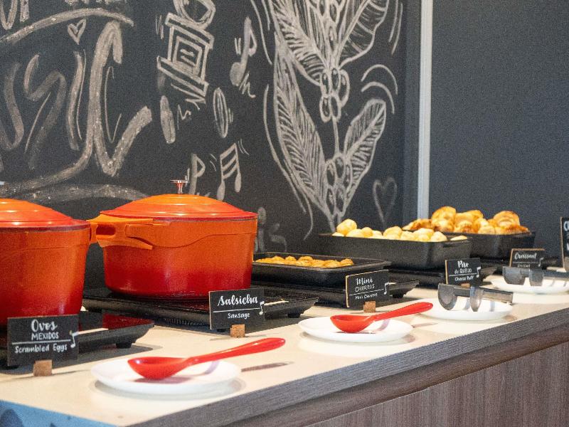Ibis Styles Taubate image
