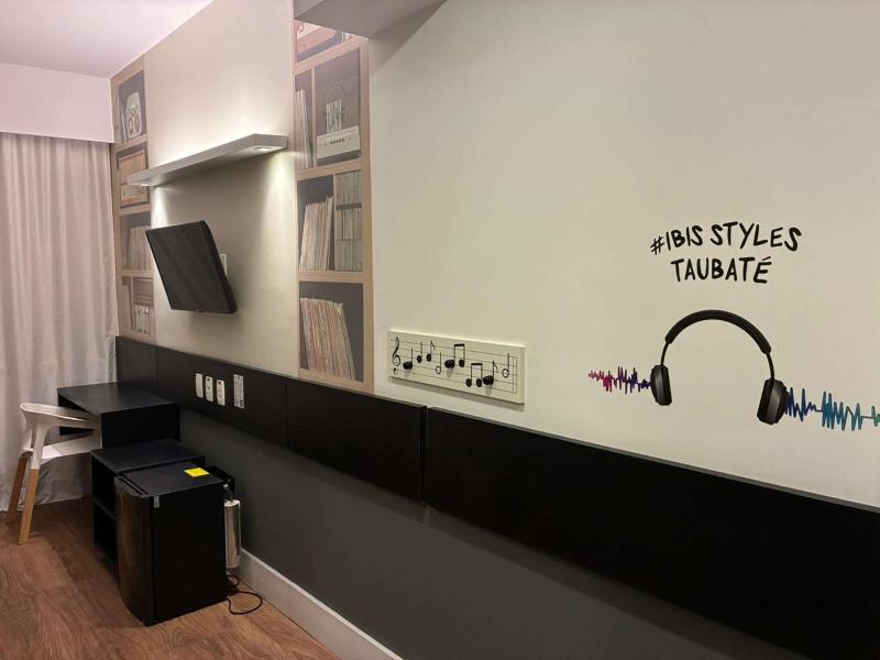 Ibis Styles Taubate image
