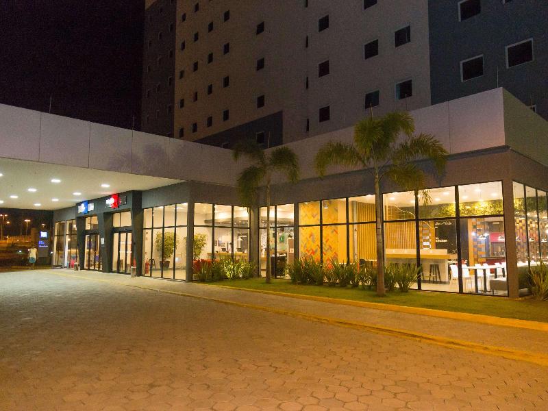 Ibis Budget Lorena image