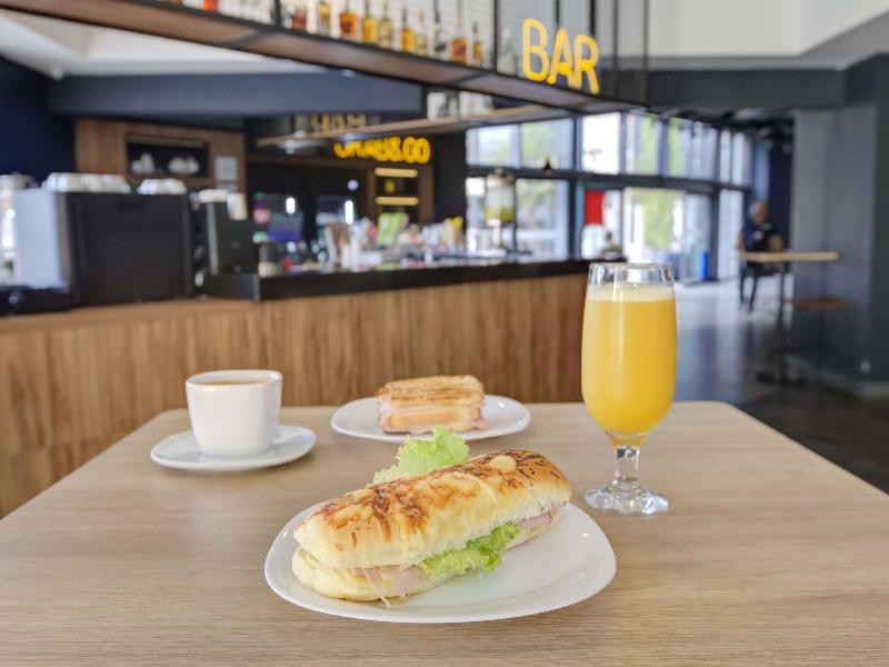 ibis Rio de Janeiro Nova America image