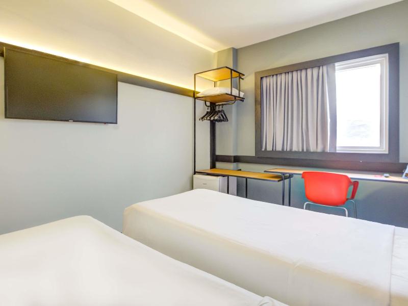 ibis Rio de Janeiro Nova America image