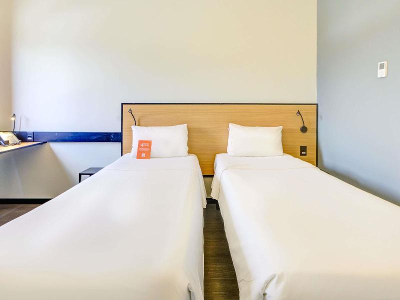 ibis Rio de Janeiro Nova America image