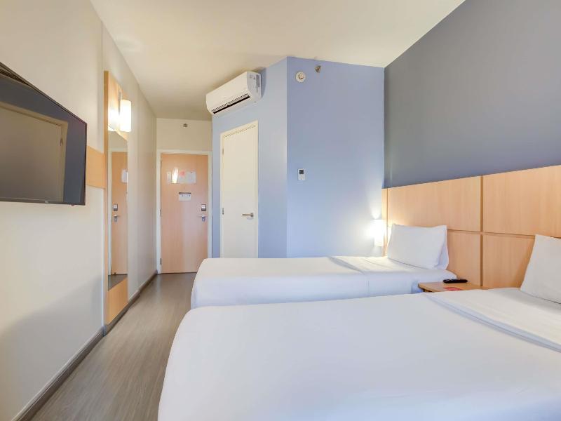 ibis Rio de Janeiro Nova America image