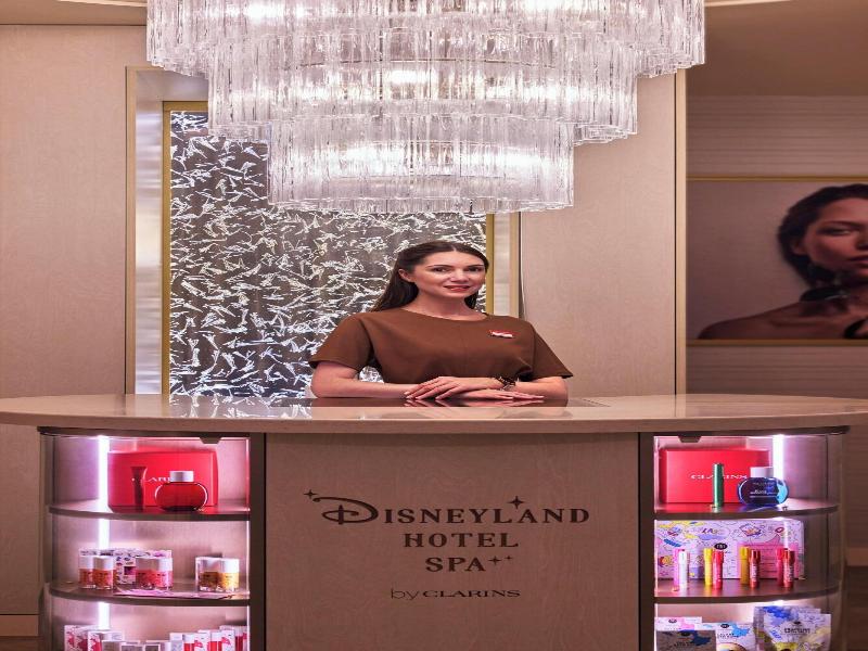 Disneyland Hotel image