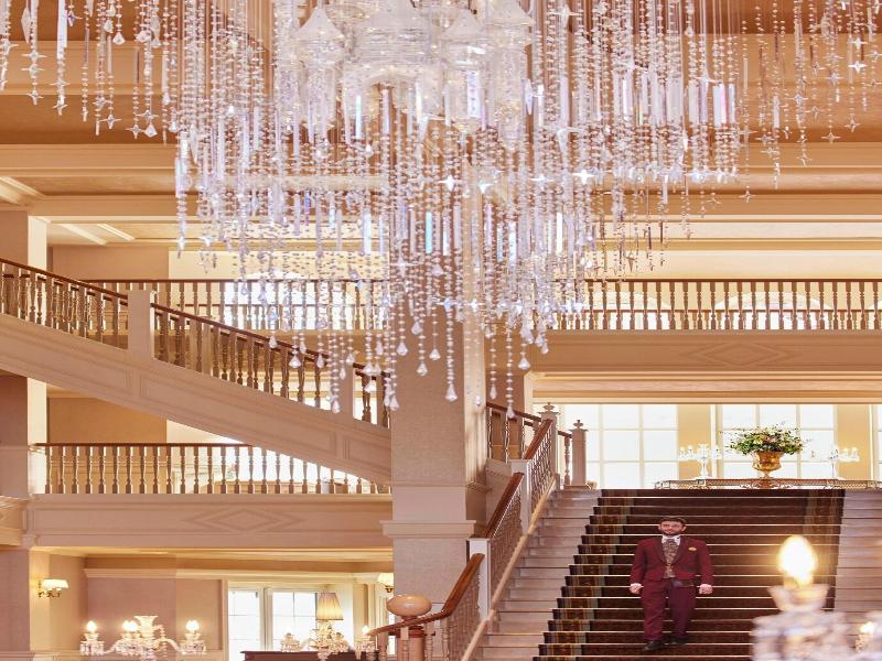 Disneyland Hotel image