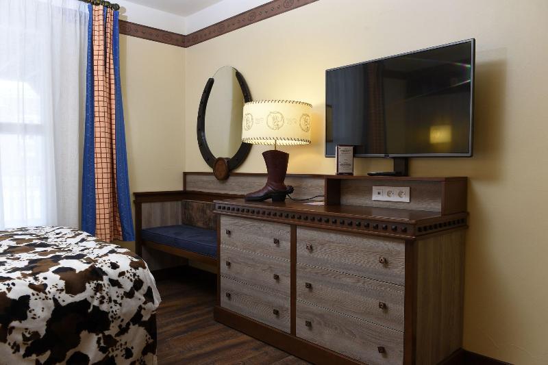 Disney'S Hotel Cheyenne image