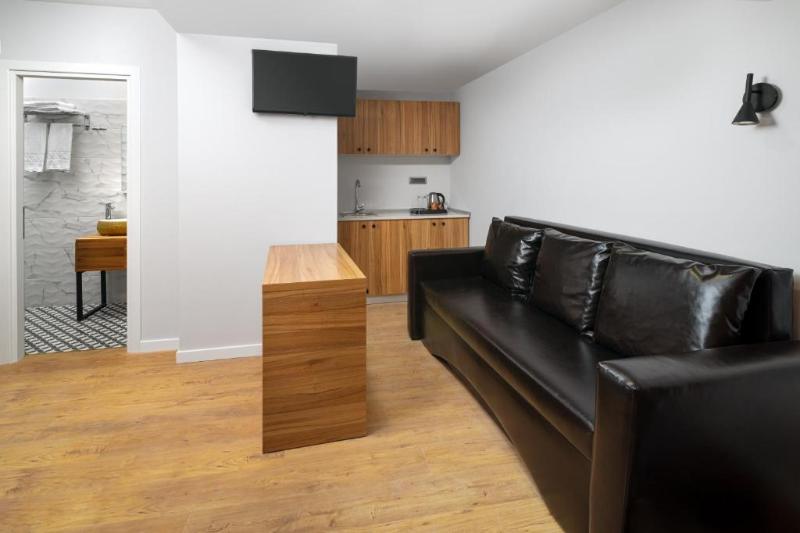 Labirint Hotel image