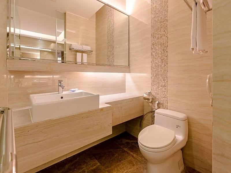 Guangzhou Nuomo International Hotel image