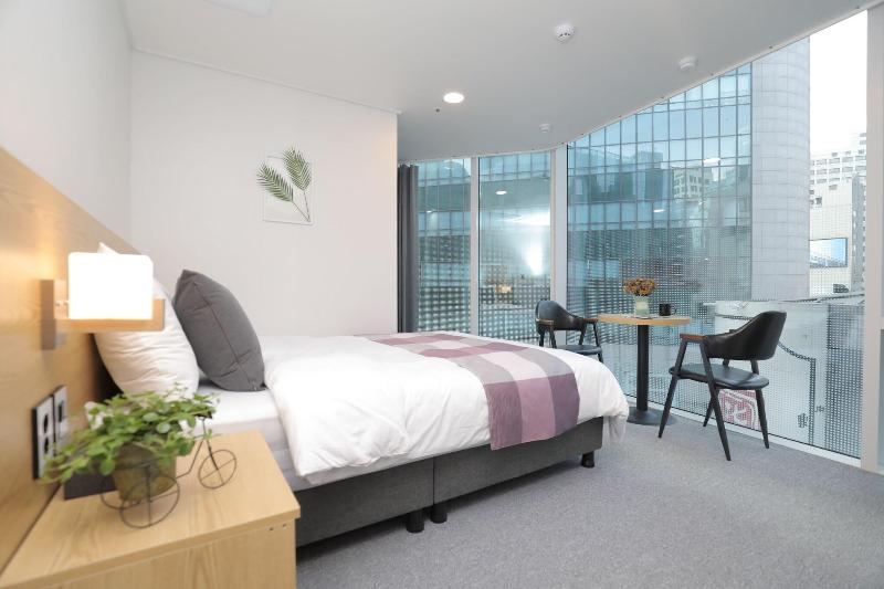 Line Hotel Myeongdong image