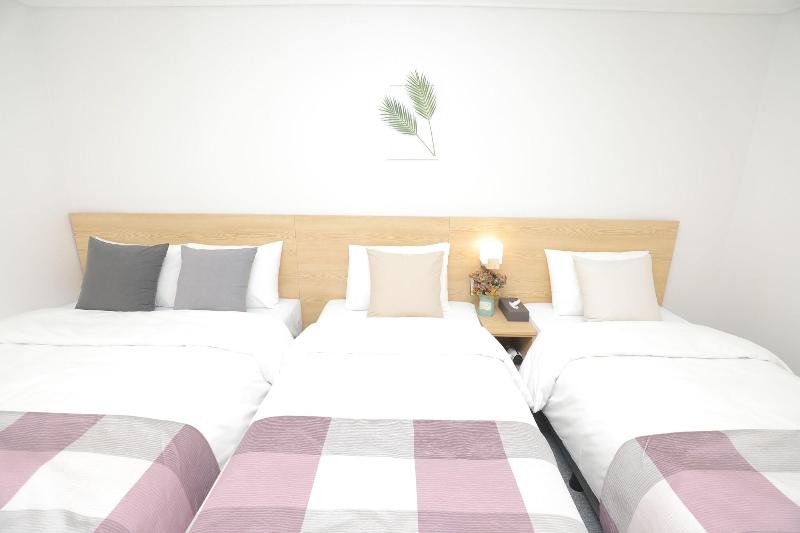 Line Hotel Myeongdong image