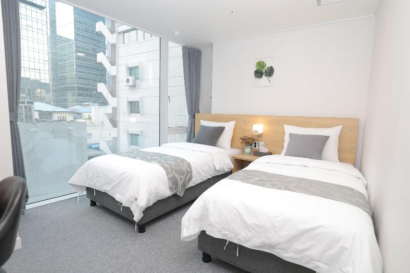 Line Hotel Myeongdong image