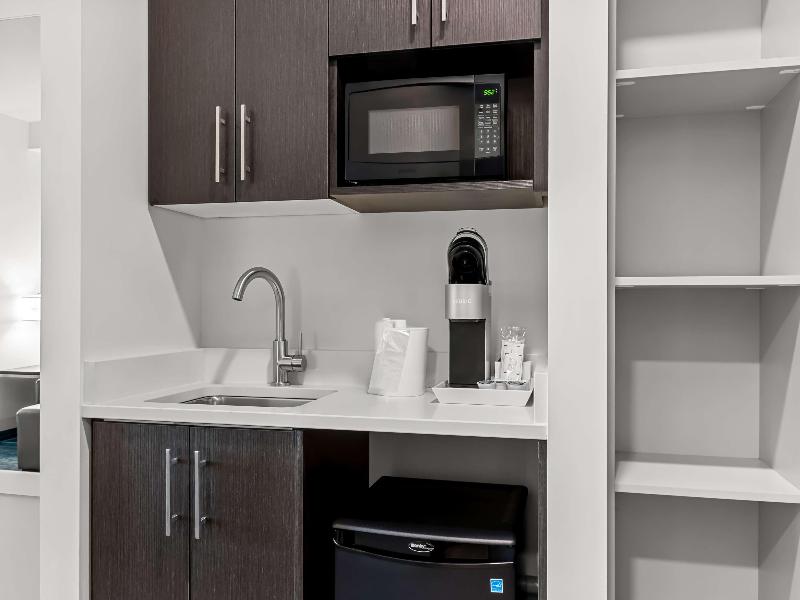 Best Western Plus Winkler image