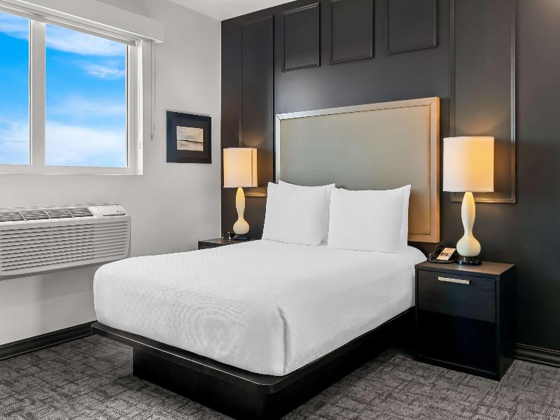 Best Western Plus Winkler image