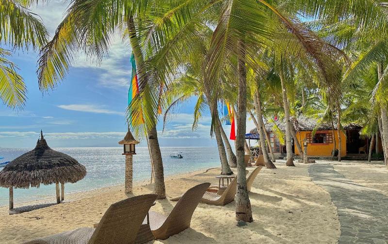 Coco Grove Beach Resort image