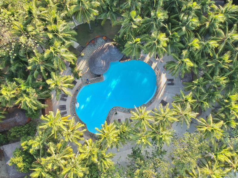 Coco Grove Beach Resort image