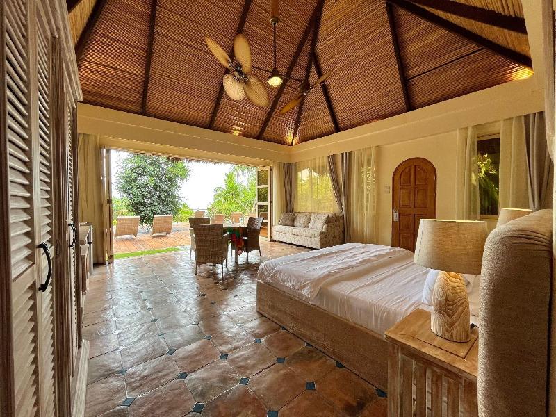 Coco Grove Beach Resort image