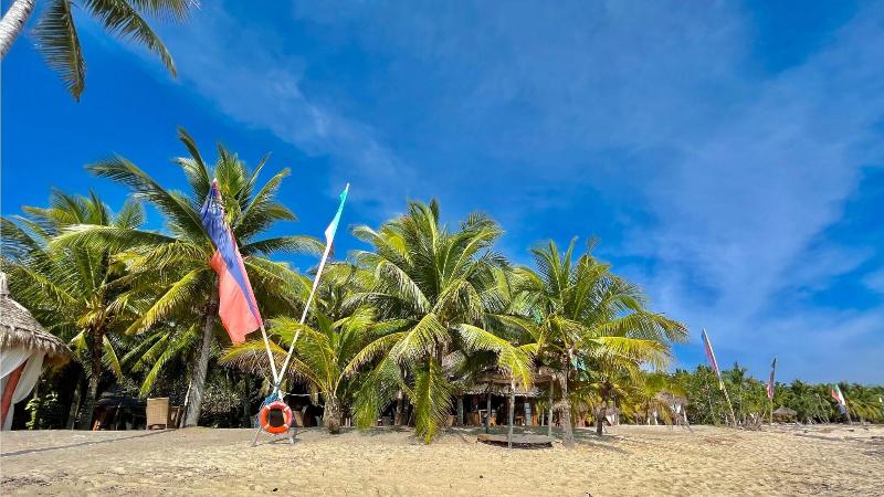 Coco Grove Beach Resort image