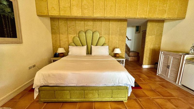 Coco Grove Beach Resort image