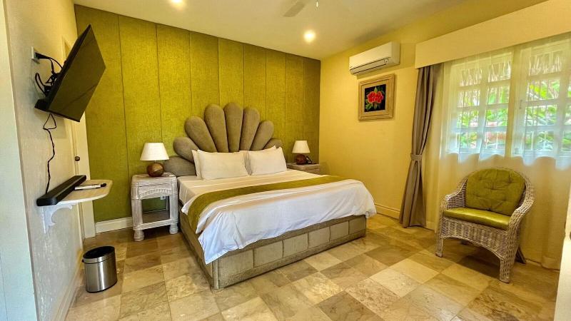 Coco Grove Beach Resort image