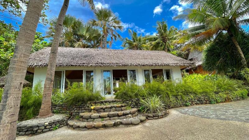 Coco Grove Beach Resort image