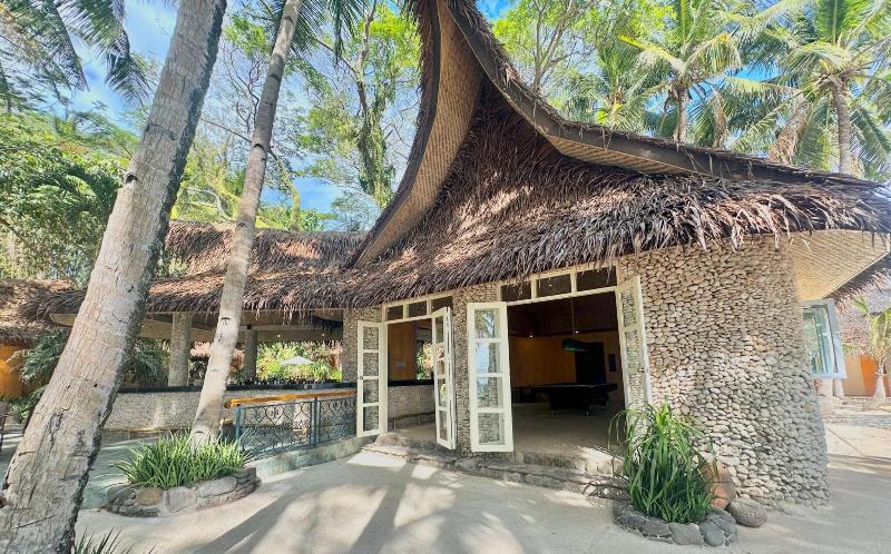 Coco Grove Beach Resort image