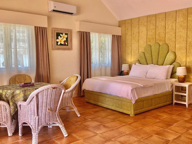 Coco Grove Beach Resort image