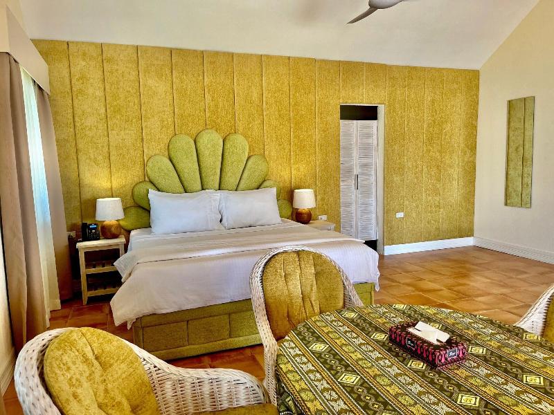 Coco Grove Beach Resort image