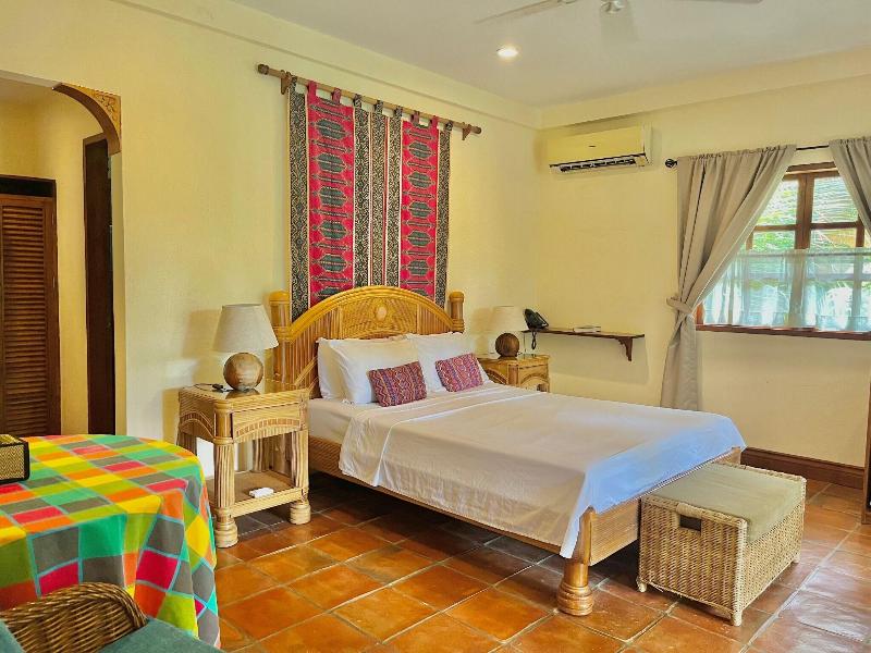 Coco Grove Beach Resort image