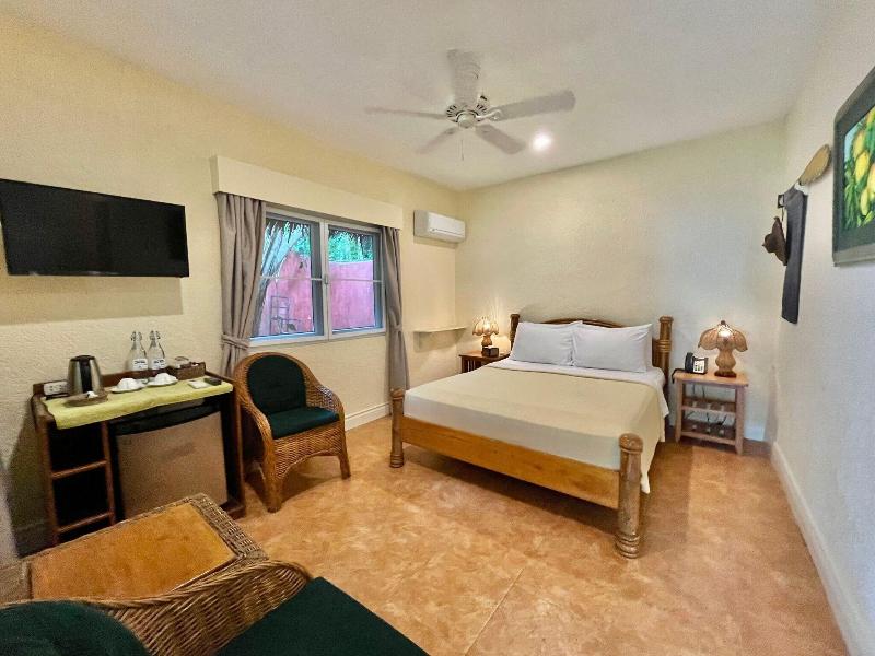 Coco Grove Beach Resort image