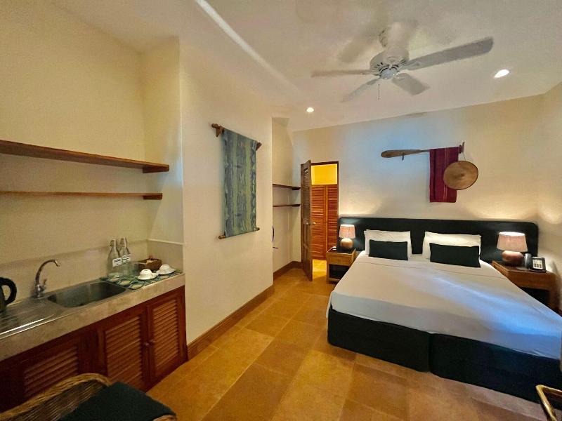 Coco Grove Beach Resort image