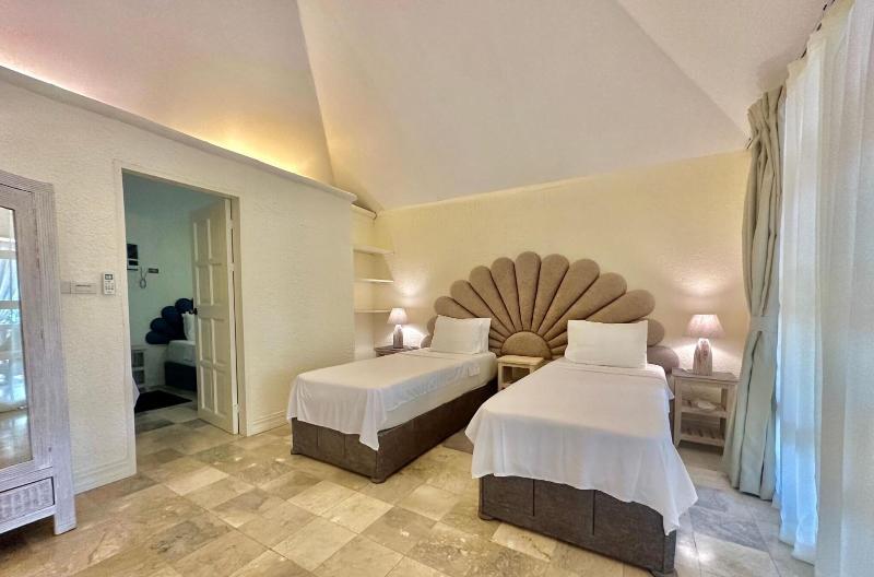 Coco Grove Beach Resort image