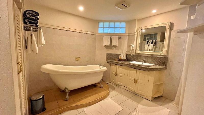 Coco Grove Beach Resort image