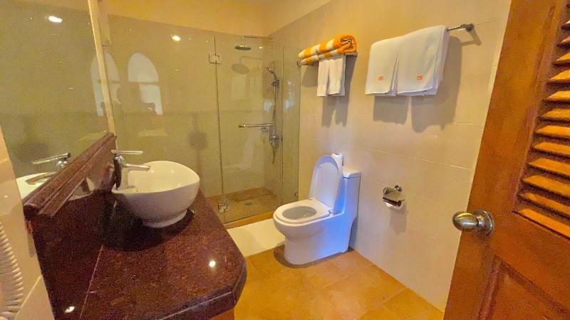 Coco Grove Beach Resort image